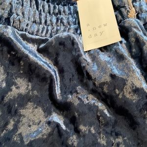 A new day velvet pants